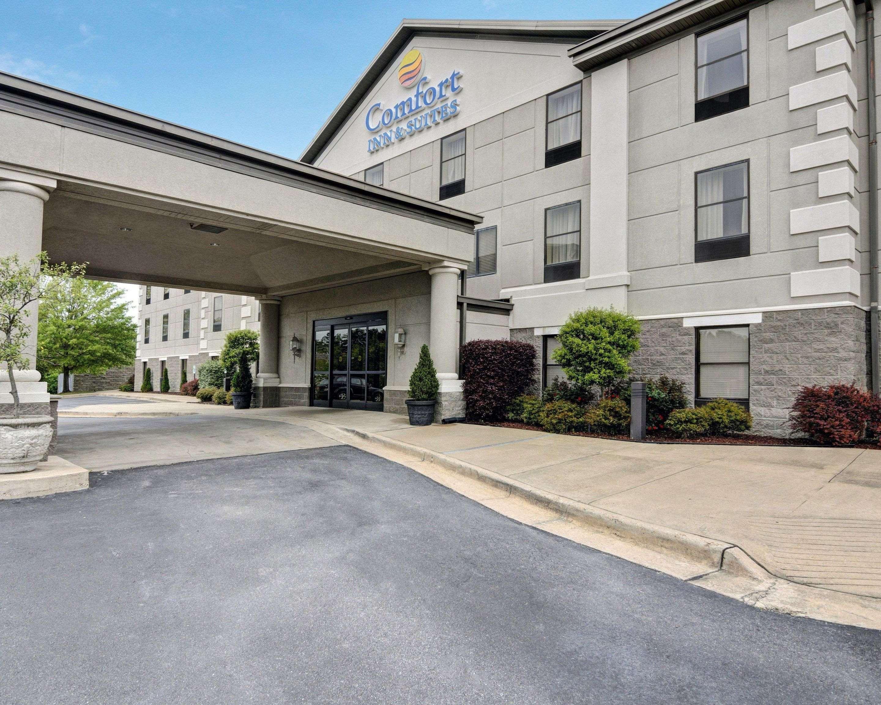 Comfort Inn & Suites Hot Springs Central Exteriér fotografie