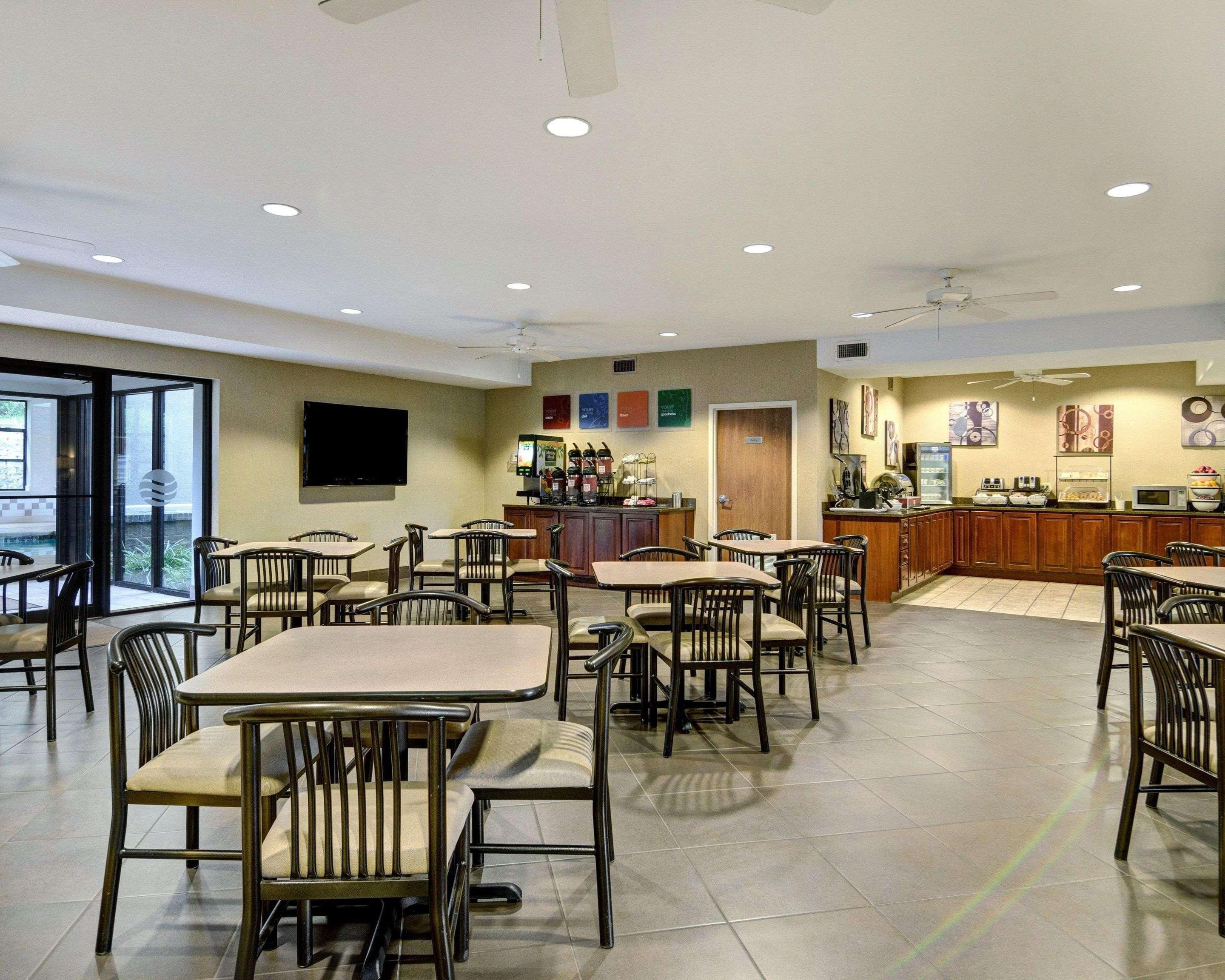 Comfort Inn & Suites Hot Springs Central Exteriér fotografie