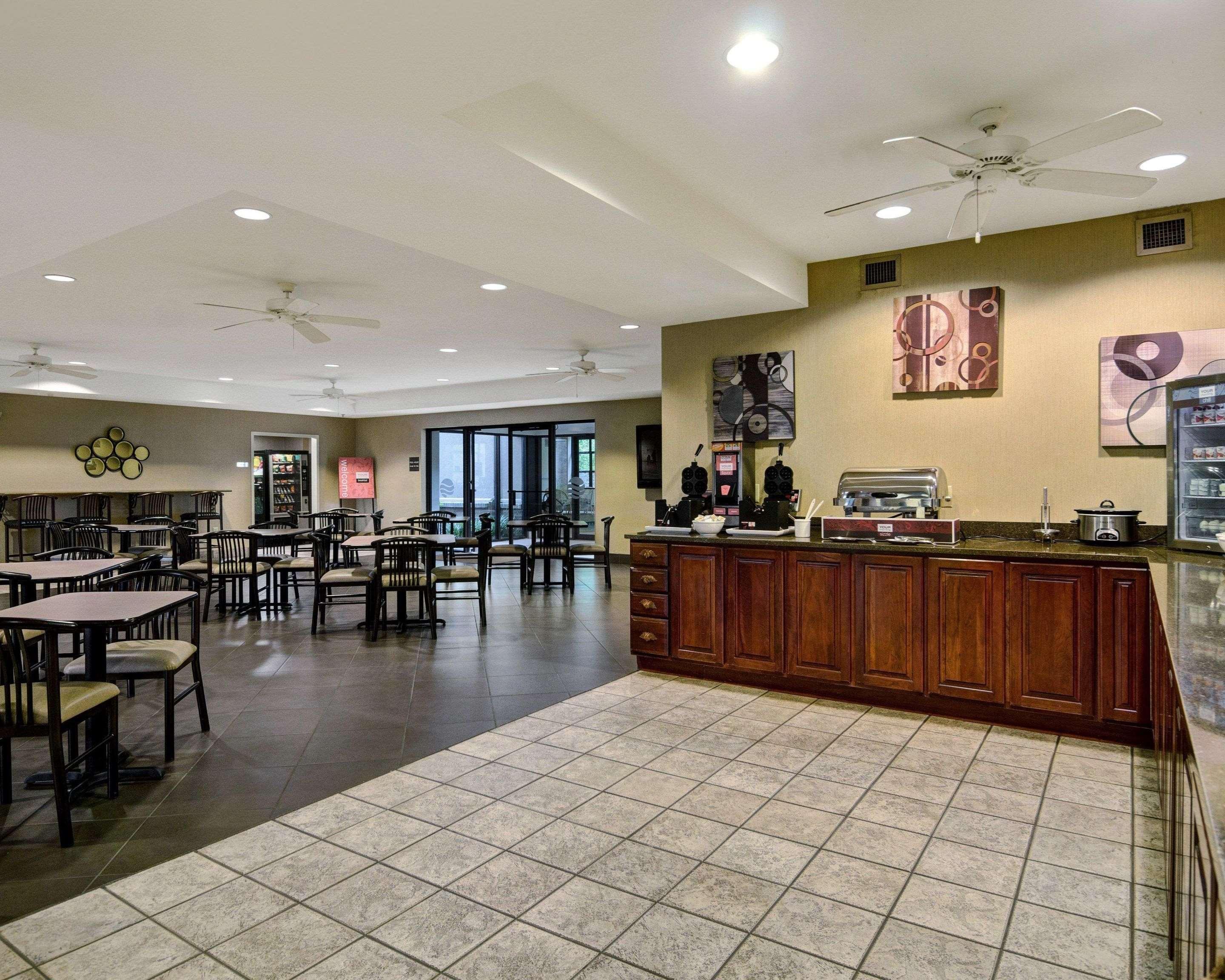 Comfort Inn & Suites Hot Springs Central Exteriér fotografie