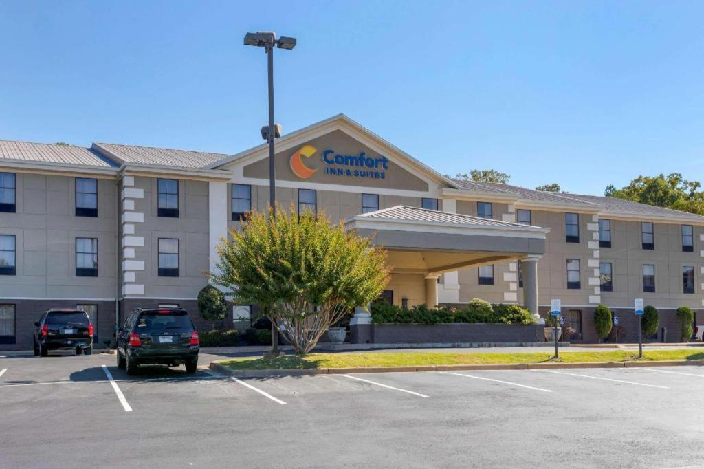 Comfort Inn & Suites Hot Springs Central Exteriér fotografie
